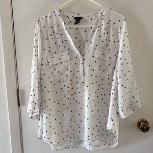 Torrid Size 2 white tunic blouse with black stars